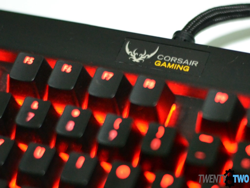 twenty8two-corsair-k70-rgb-review-unboxing-4