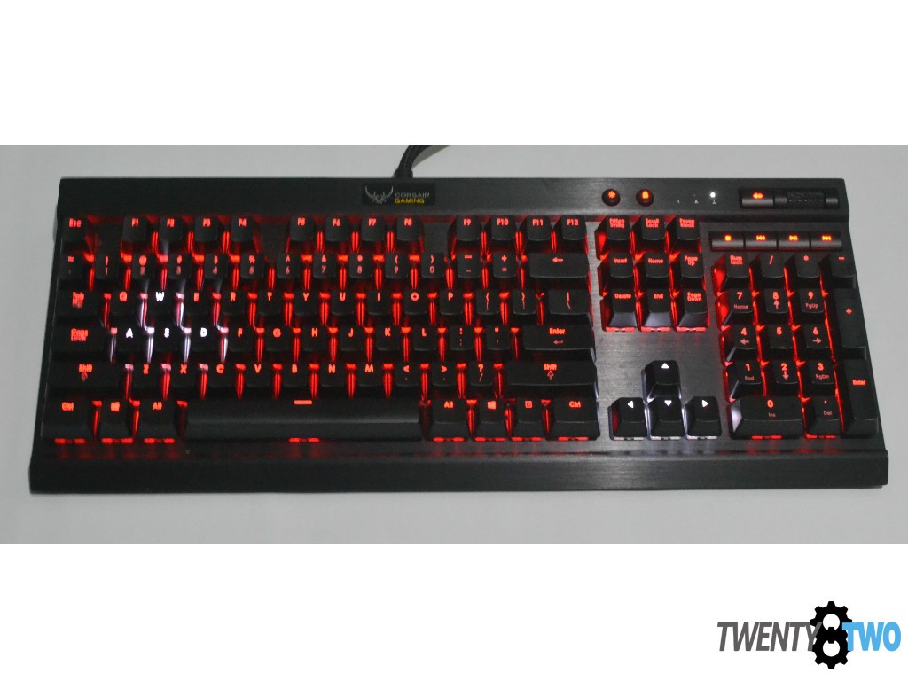 twenty8two-corsair-k70-rgb-review-unboxing-5