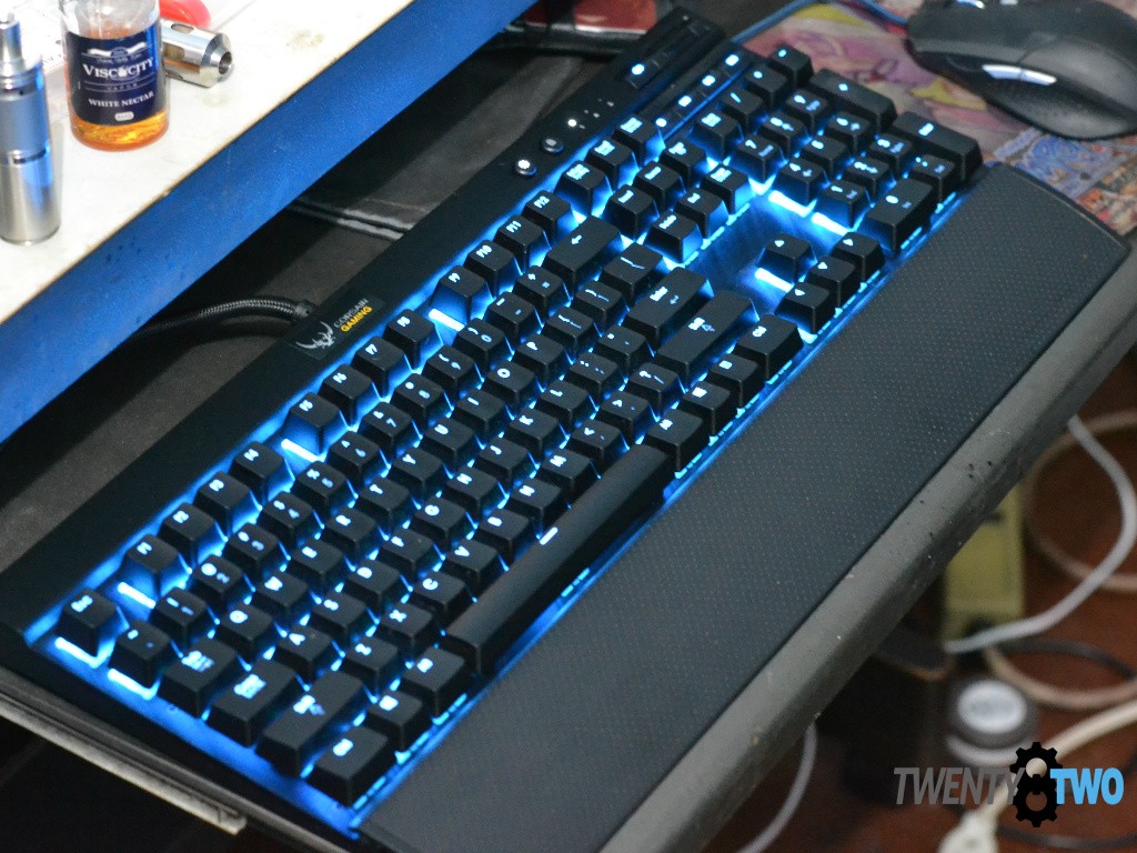 twenty8two-corsair-k70-rgb-review-unboxing-test