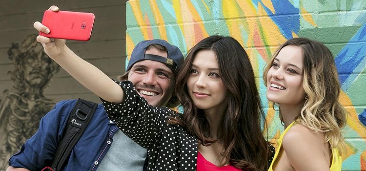 From ‘Me’ To ‘We’: The Incredible Selfie Moments We Can All Share