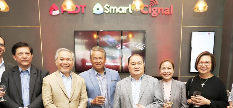 PH’s biggest telcos converge, unveil first PLDT-Smart store in BGC
