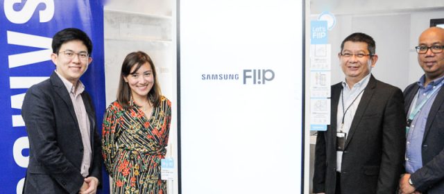 SAMSUNG flips business boundaries with an innovative digital flip chart